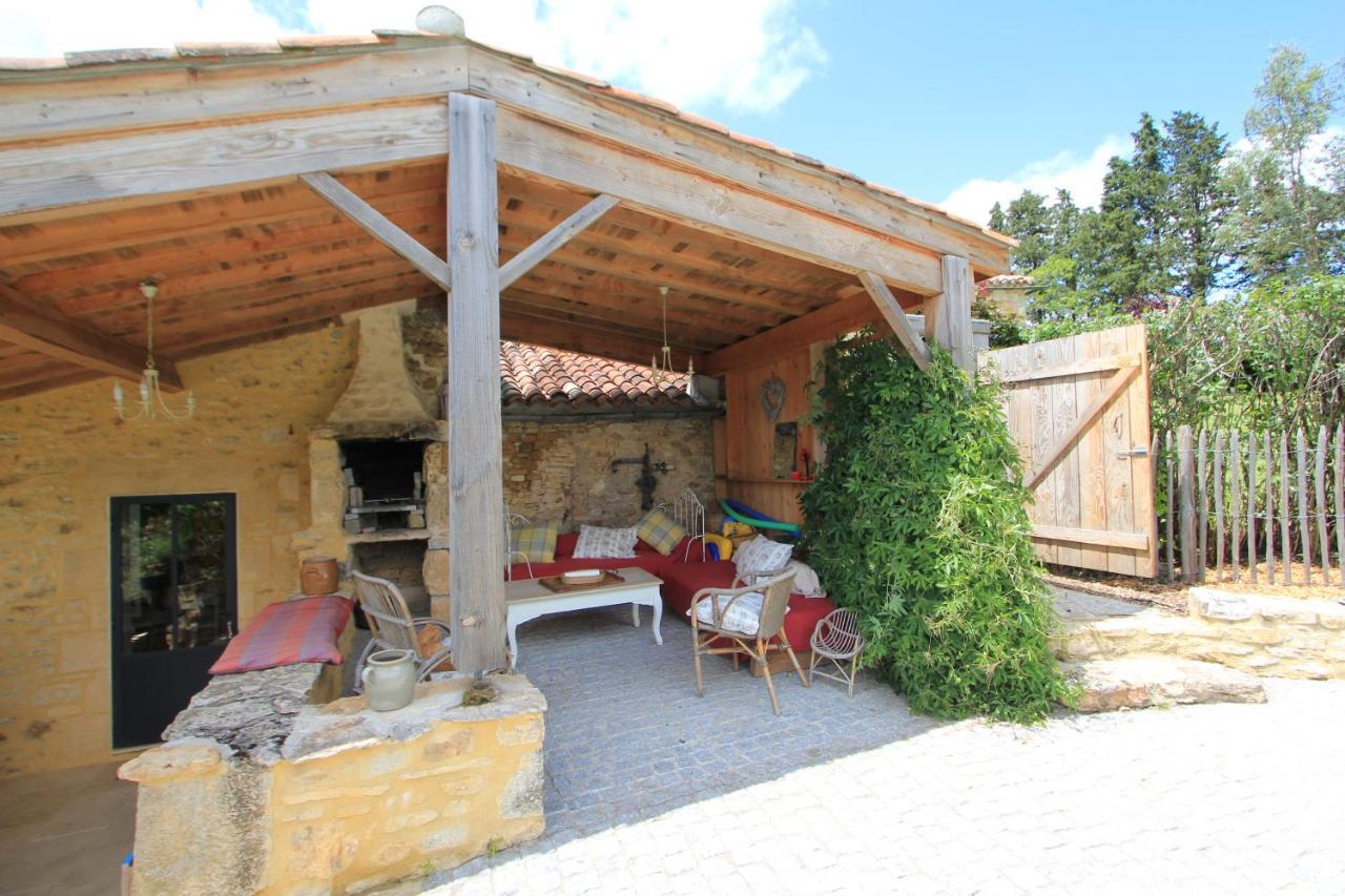 Maison de Vacances Loubejac Extérieur photo